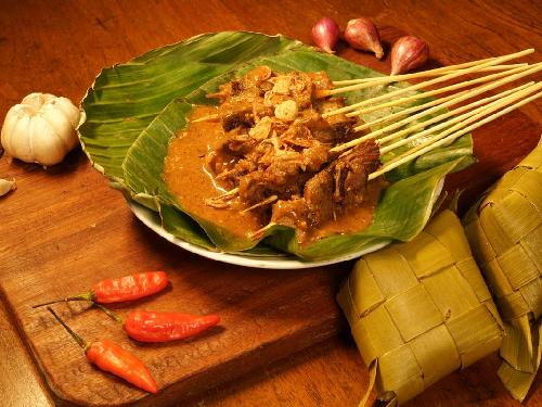 Sate Padang Mato Aie, Jln Caringin No 149