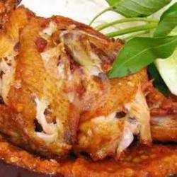 Bebek Penyet Cabe Merah