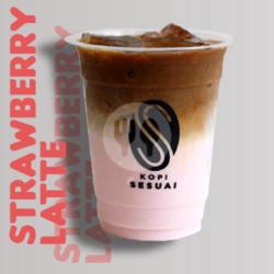 Iced Coffee Strawberry Latte Medium