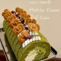 Matcha Cheese Roll Cake