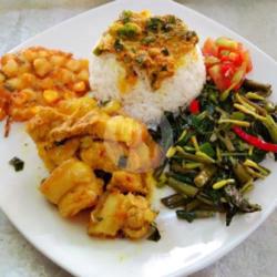 Nasi   Ba Woku   Sayur