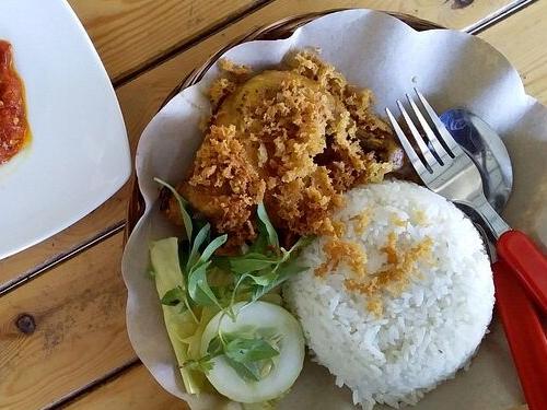 Ayam Penyet Solidaritas, Perjuangan Sidorame Timur