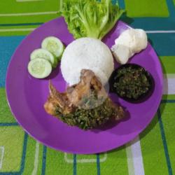 Nasi Ayam Penyet Sambal Hijau