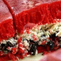 Red Velvet Kismis Keju Susu