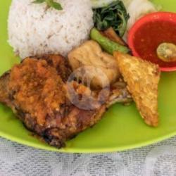 Nasi Tempong Ayam Bakar Kalasan (paha/ Dada)