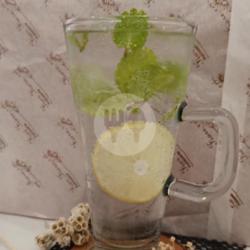 Iced Mint Mojito