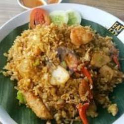 Nasi Gorng Otak Otak Telor Baso Sayuran