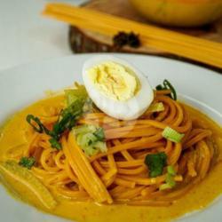 Mie Gomak Kuah Telur