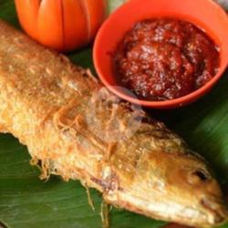 Ikan Bandeng Goreng Sambal Terasi