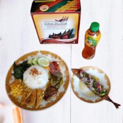 Nasi Ikan Salam/gembung Bakar