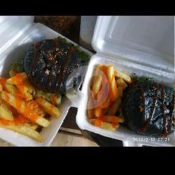 Beef Burger Hitam Kentang