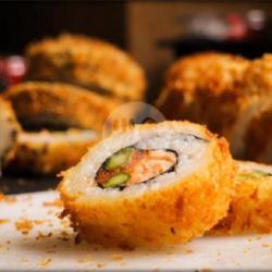 Fried Chicken And Egg Sushi Roll