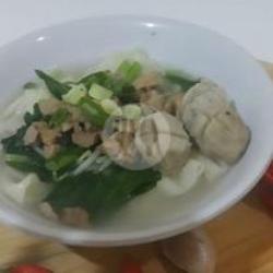 Pangsit Rebus Kuah Bakso