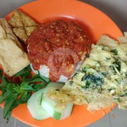 Nasi Sambal Telor Tahu Tempe/ Sego Sambel Telor Tahu Tempe