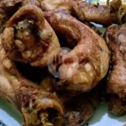 Leher Ayam Goreng Isi 8