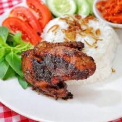 Ayam Goreng Bacem Dada   Nasi