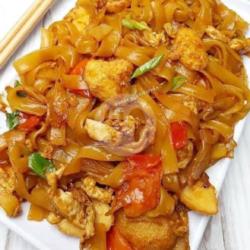 Kwetiaw Goreng Sosis