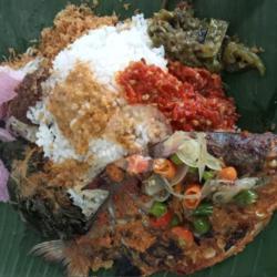 Nasi Rames Bawal Bakar