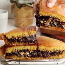 Martabak Kacang Coklat (sedang)