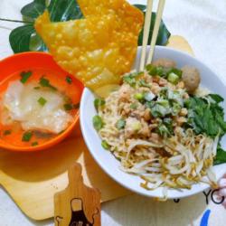 Mie Ayam Berkah Komplit