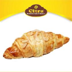 Croissant Almond