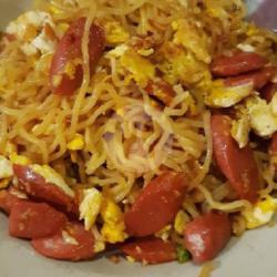 Indomie Goreng Dobel Becek Sosis Slice Eggscramble