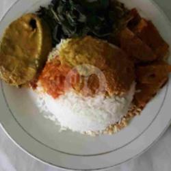 Nasi Padang Ikan Tongkol Kuning   Tempe