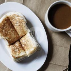 Roti Kaya   Kopi Hitam Saring