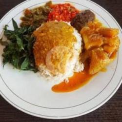 Nasi Padang Kikil