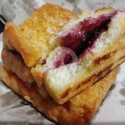 Roti Bakar Bluebery