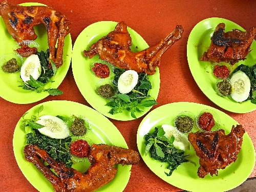 Ayam Bakar Mas Feri, Mekarsari