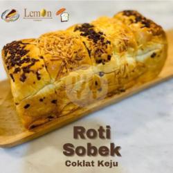 Roti Sobek Coklat Keju