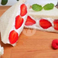 Strawberry Sandwich