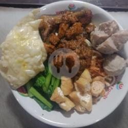 Mie Ayam Bakso,telur Ayam Ceker Pangsit