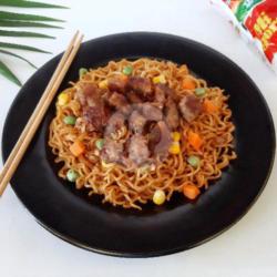 Indomie Goreng Beef Patty