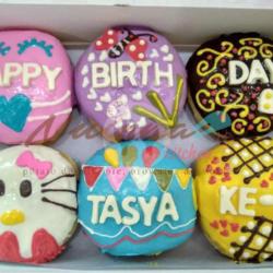 Donat Ultah 1 / 2 Dozen