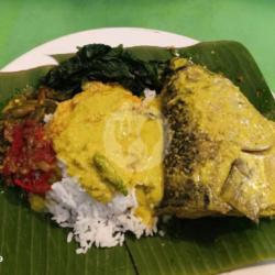 Nasi Kepala Ikan Tongkol Gulai