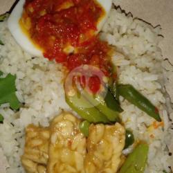 Nasi Gurih Telur Tempe Sambal Geprek