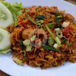 Mie Goreng  Special Ayam Bakso