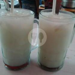 Es Kelapa Muda Susu