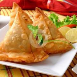 Vegetable Samosa