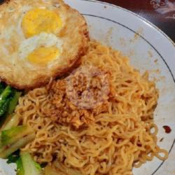 Mie Goreng Gongso Pedas   Telor