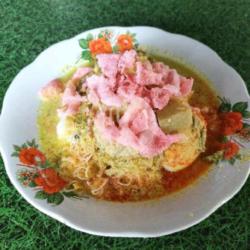 Lontong Gulai Campur Telor Balado