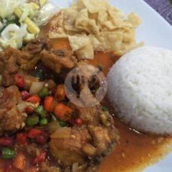 Nasi Ayam Rica Free Es Teh