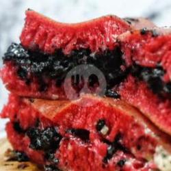 Red Velvet Kismis Susu