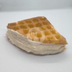 Waffle Tiramisu