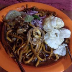Mie Aceh Cumi