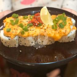 Sushi Kani Mentai Roll