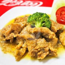 Ayam Saus Telur Asin