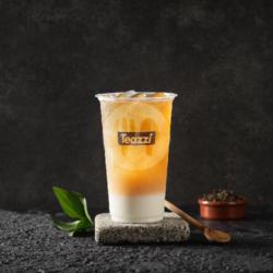 Four Seasons Oolong Milk Tea